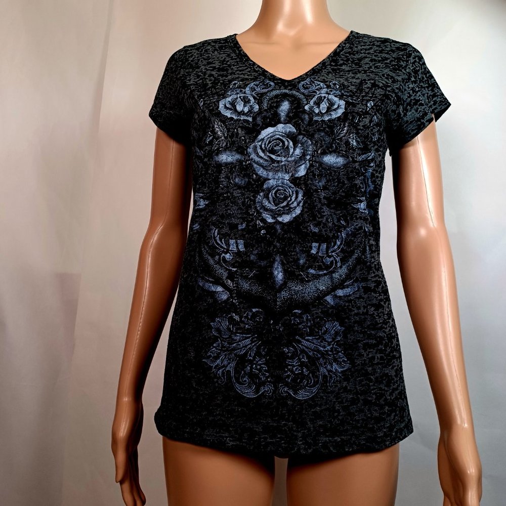 Rue21 Black Roses Shear Pullover Top Size XL Stretchy Made in USA